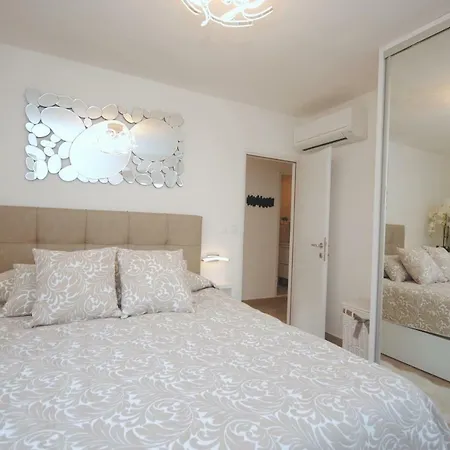Apartment Kogo